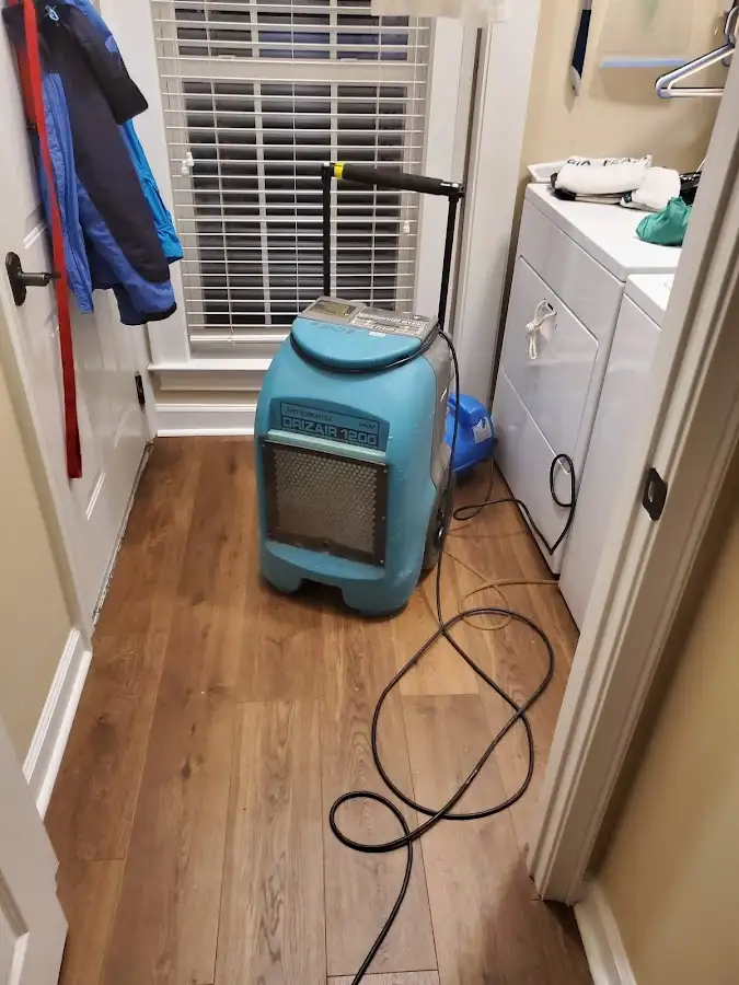 Commercial dehumidifier deployed for Crawl Space Restoration in Sidney